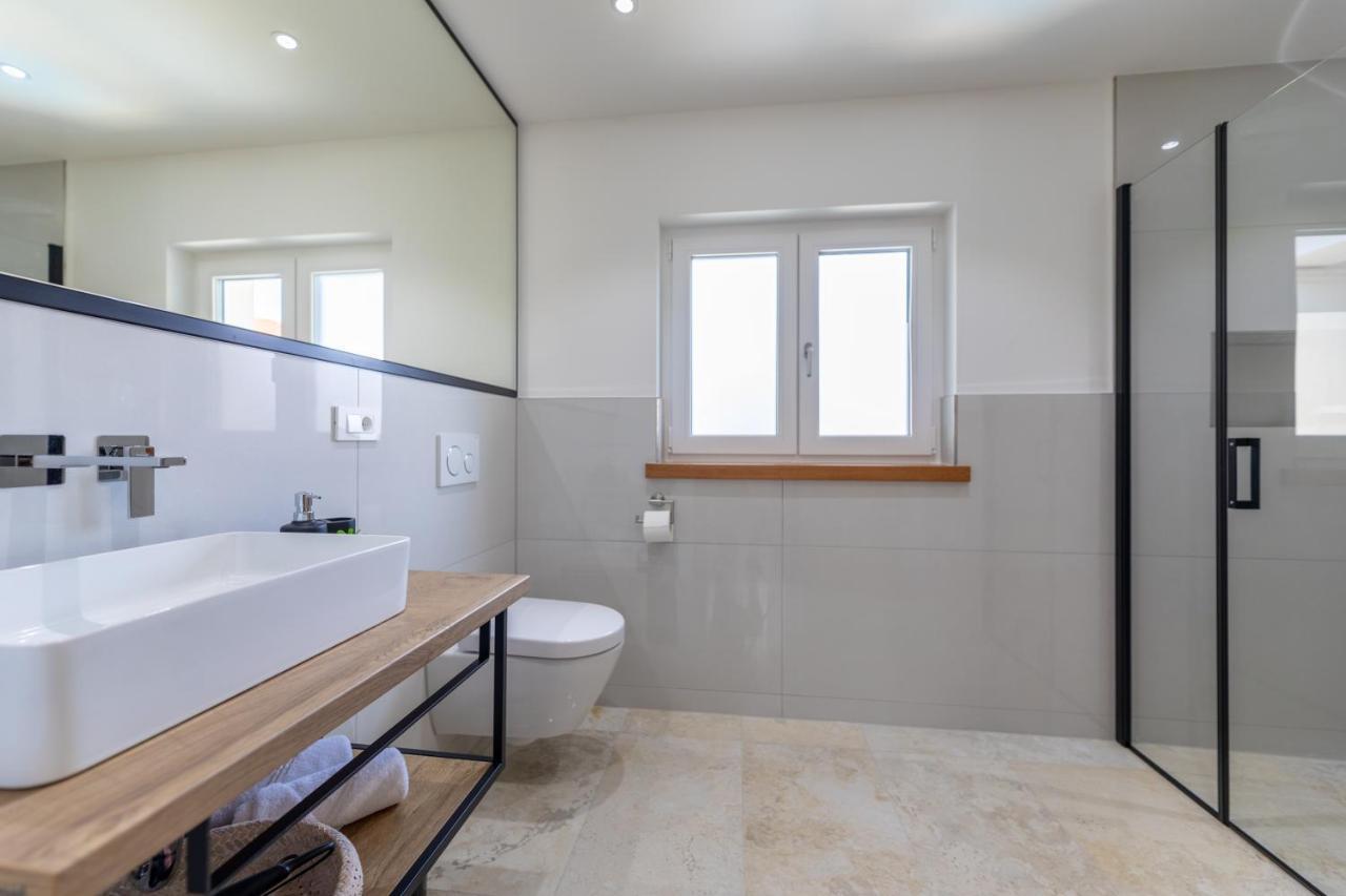 Villa Pafran With Heated Pool Krk Кърк Екстериор снимка