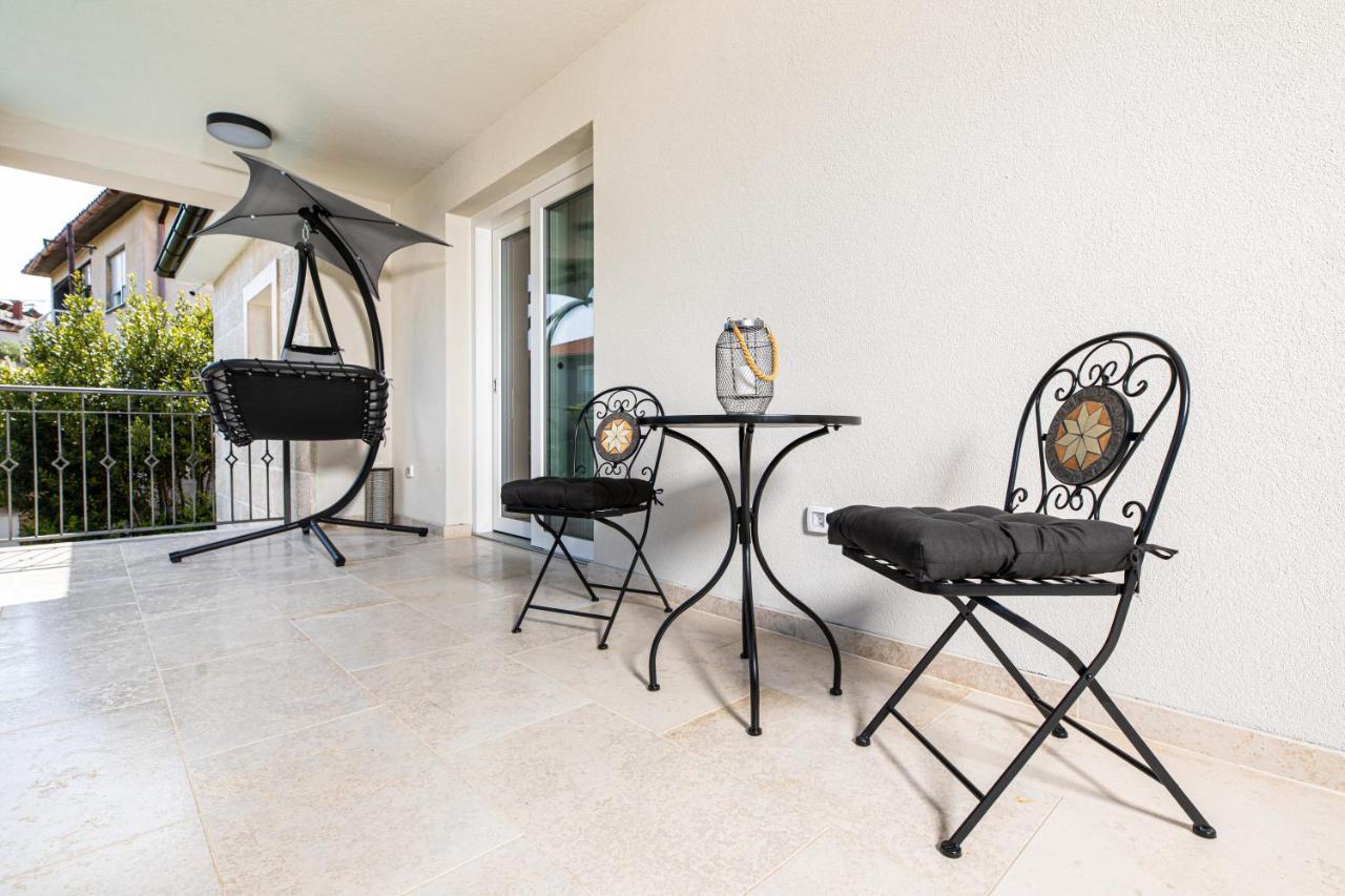 Villa Pafran With Heated Pool Krk Кърк Екстериор снимка