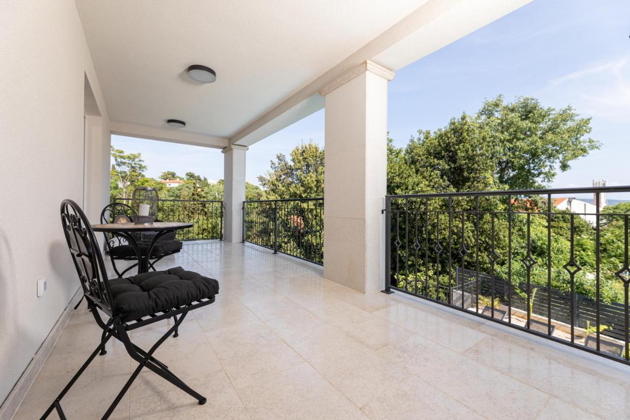 Villa Pafran With Heated Pool Krk Кърк Екстериор снимка
